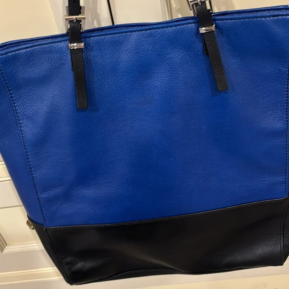 Audrey‎ Brooke leather purse